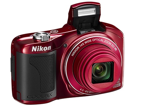 Nikon Coolpix L610 - výklopný blesk
