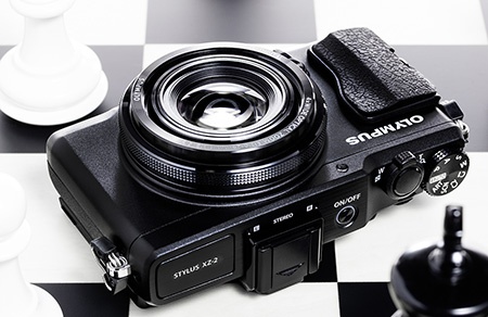 Olympus Stylus XZ-2 iHS - lifestyle