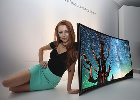 Samsung prohnutá OLED TV