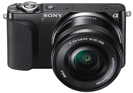 Sony Alfa NEX-3N - zepředu a shora