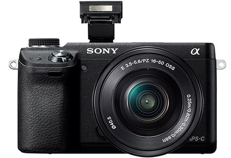 Sony Alfa NEX-6 - blesk