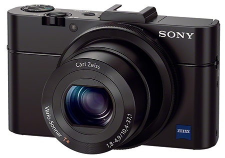 Sony Cyber-shot RX100 II - klasický 3/4 pohled