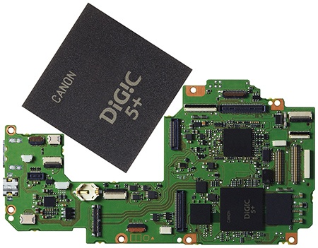 Canon EOS 70D - elektronický obvod s procesorem DIGIC 5+