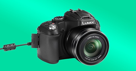 Panasonic Lumix DMC-FZ72 s USB kabelem