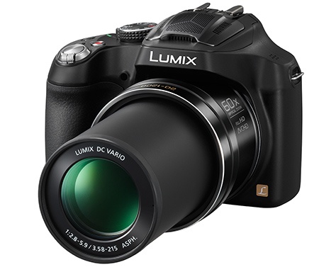 Panasonic Lumix DMC-FZ72 se 60násobným superzoomem