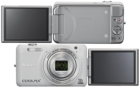 Nikon Coolpix S6600 - zepředu a zezadu