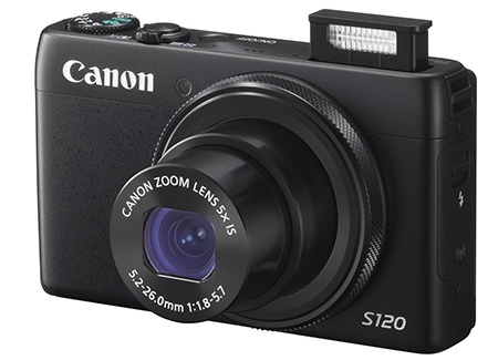 Canon PowerShot S120 s vysunutým bleskem