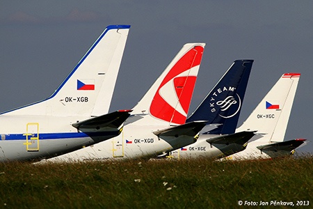 odstavené stroje Boeing 737, foto Jan Pěnkava